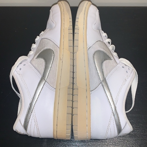 Nike Dunk Low.  2008.  Size 9.  Retro White Pure Platinum. - Picture 7 of 14
